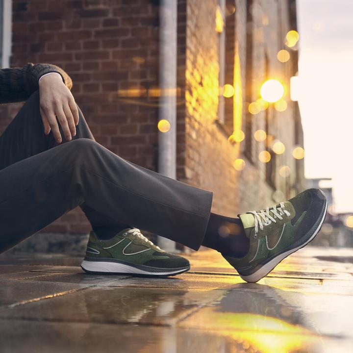 Actual product image Geox trainers spherica (44)