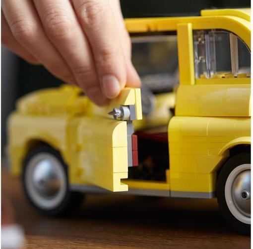 Actual product image LEGO Fiat 500 (10271, LEGO Creator Expert, LEGO Rare Sets)