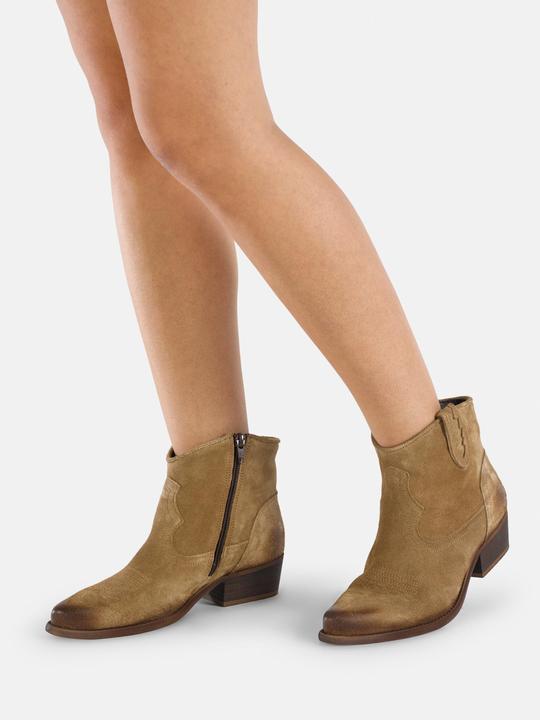 Actual product image Felmini The wide cowboy ankle boot made from Marvin leather is a trendy and comfortable choice. This wide (37)