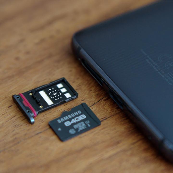 Actual product image Clappio Replacement Sim Holder Huawei Mate 20 Pro (SIM holder, Mate 20 Pro)
