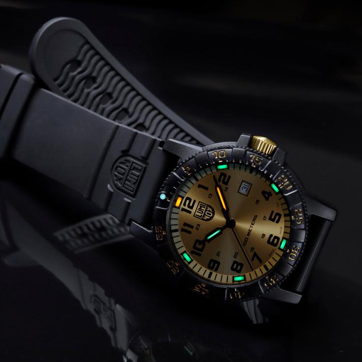 Produktbild Luminox Leatherback Sea Turgle Gian 0320 Series (Taucheruhr, 44 mm)