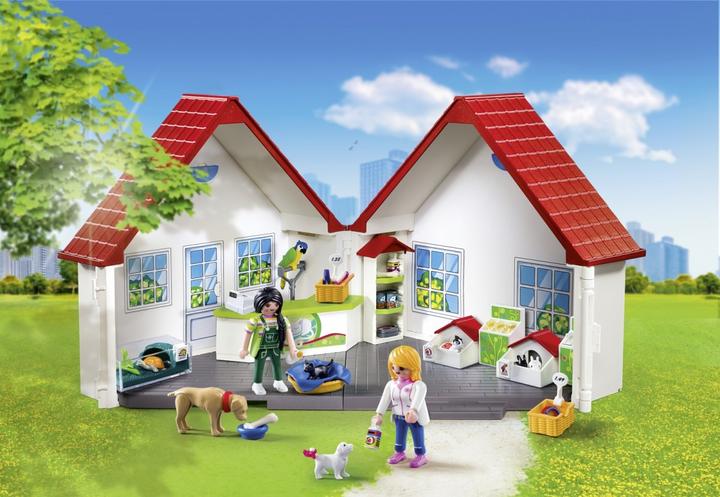 Actual product image Playmobil Take Along Animal Clinic (71396, Playmobil City Life)