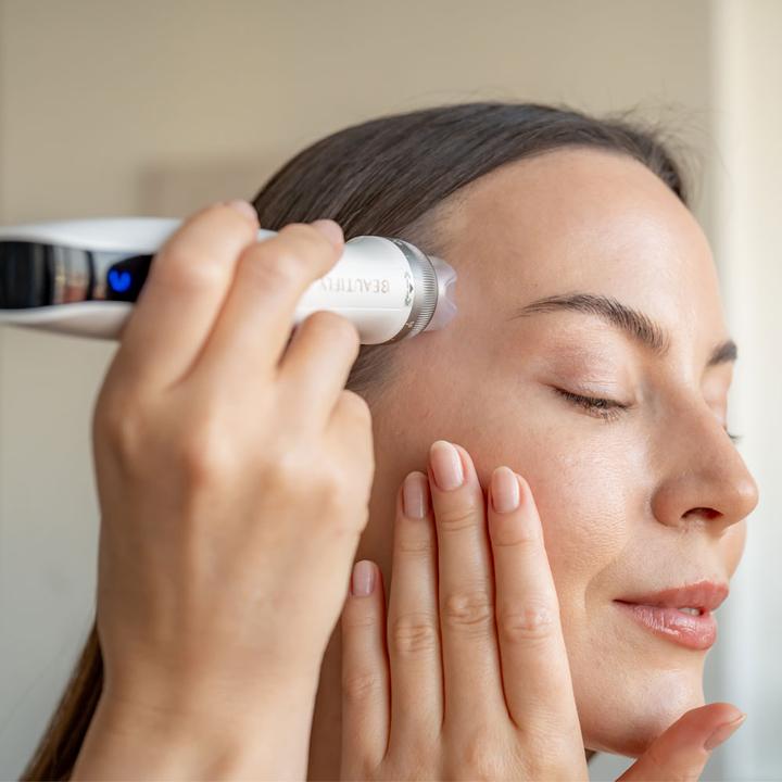 Actual product image Beautifly CollagenBoost Gesichtspflegegerät