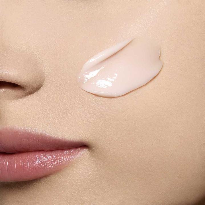 Actual product image Clarins Nutri Lumière Nuit (50 ml)