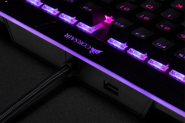 Image du produit Corsair K95 RGB Platinum XT (US, Filaire)