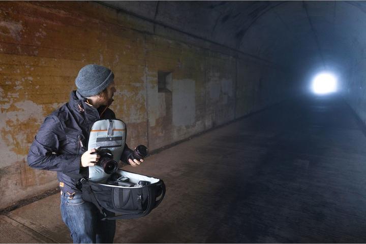 Actual product image Lowepro Flipside 200 AW II (Photo backpack, 11 l)