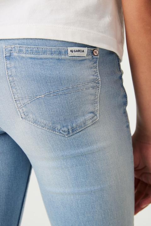 Actual product image Garcia Jeans Rianna bleached (170)