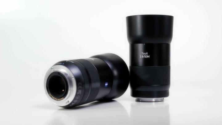 Produktbild Zeiss Touit Objektiv, 50mm, f/2.8 Makro, Fuji X-Mount (Fujinon XF, APS-C / DX)