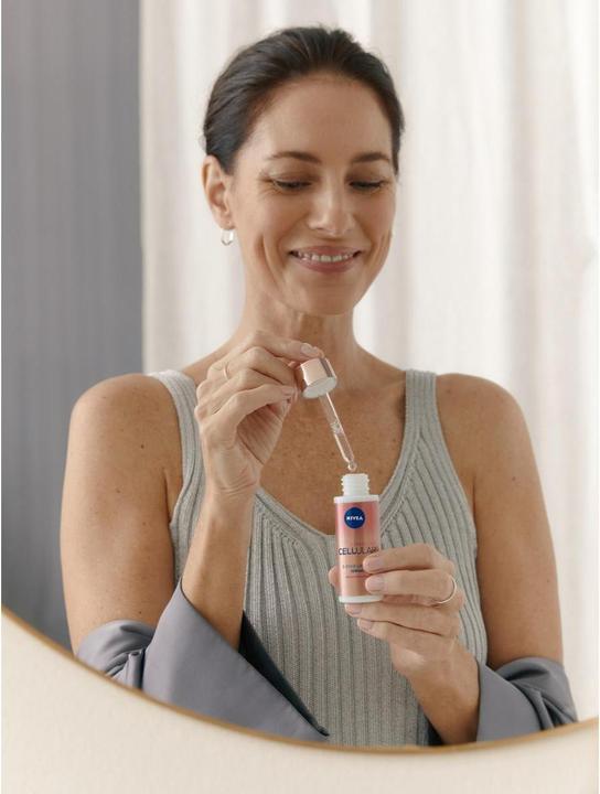Actual product image NIVEA Cellular Expert Lift 3-Zone Lift Serum Disp 30 ml (30 ml)