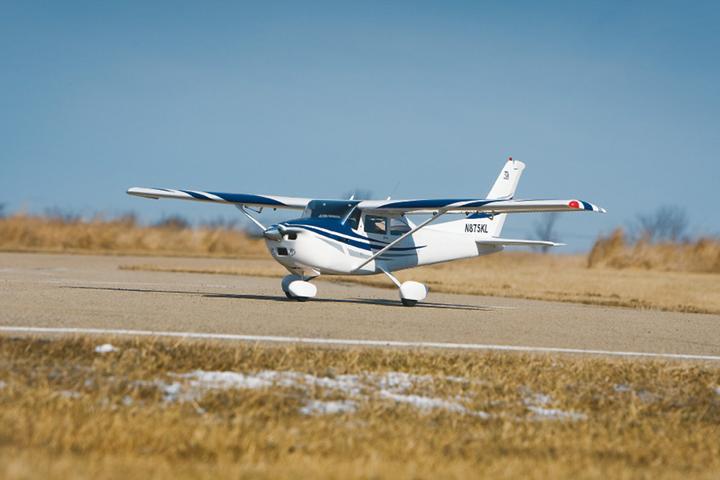 Produktbild TopFlite Cessna 182 Skylane Gold ED ARF