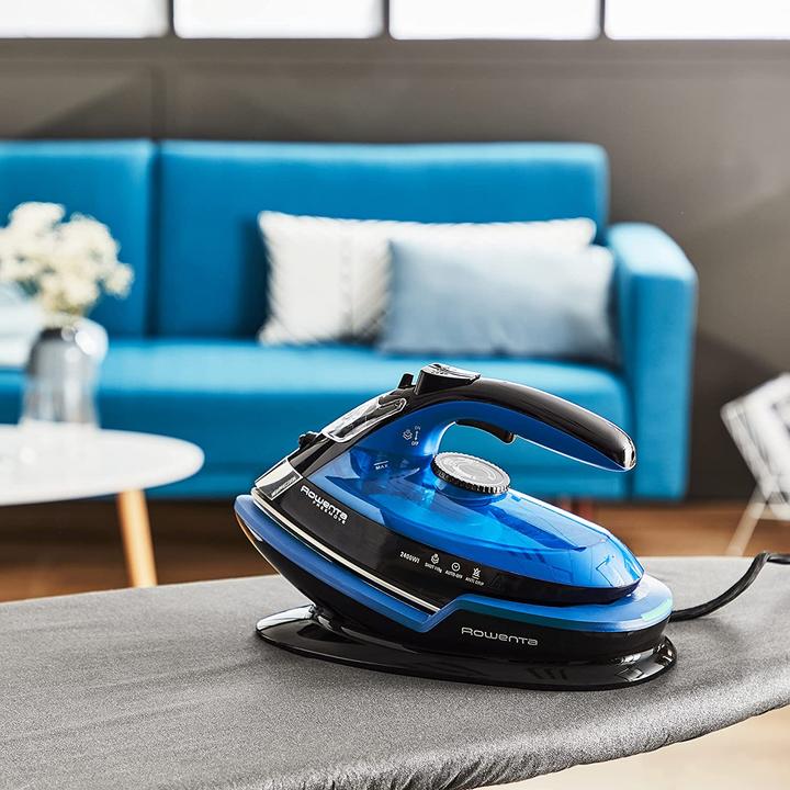 Produktbild Rowenta Dampfbügeleisen DE5010 (2400 W, 115 g/min)