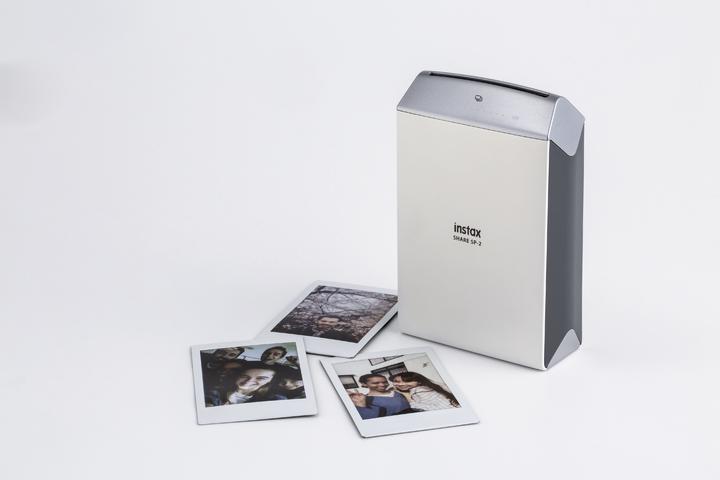 Produktbild Fujifilm Instax Share SP-2 Silver (Thermodirekt, Farbe)