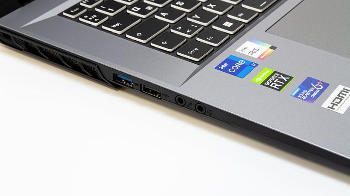 Produktbild Captiva I68-717CH (17.30", Intel Core i7-12700H, 64 GB, 2000 GB, CH)