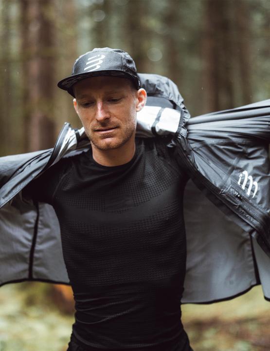 Actual product image Compressport Thunderstorm Waterproof 25/75 Jacket (S)