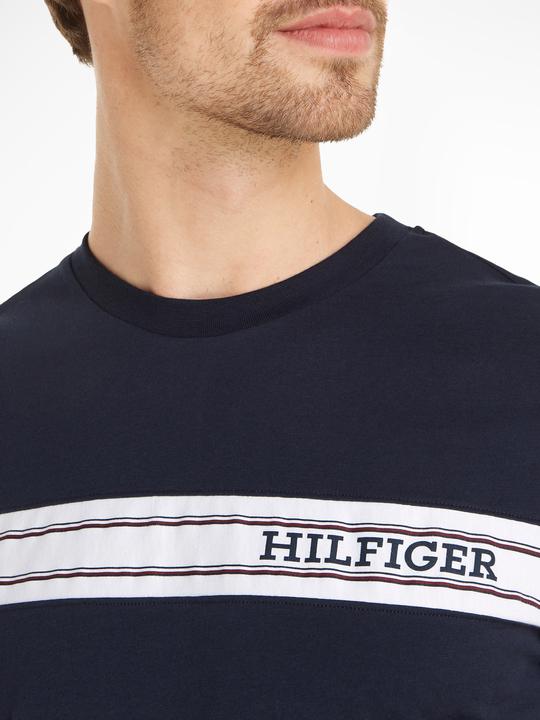 Actual product image Tommy Hilfiger T-shirt for men (XL)