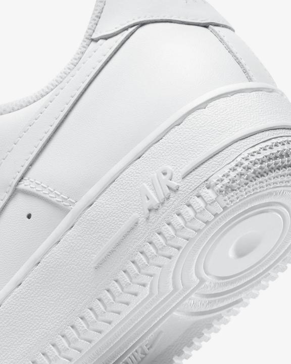 Produktbild Nike Air Force 1 '07 (45)