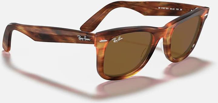 Actual product image Ray Ban Original Wayfarer Classics