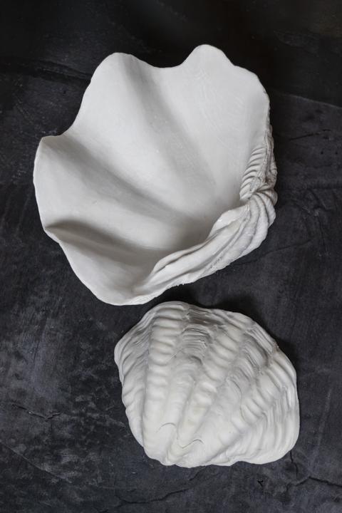 Actual product image Mette Ditmer Shell (27 x 33 x 14 cm)