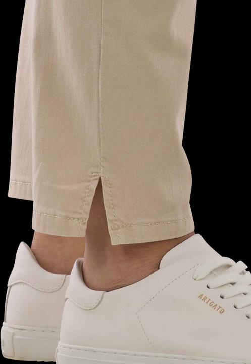Actual product image MAC Cosmetics Mac Dream Jeans Skinny Fit Smoothly Beige (W32/L32)