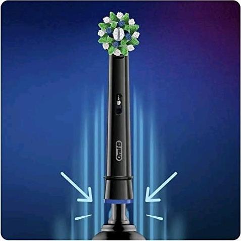 Produktbild Oral-B Cross Action CleanMaximiser (3 x)