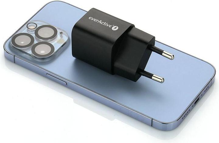 Actual product image Everactive Charger usb/usb-c qc3.0 30w technology quite black (30 W)