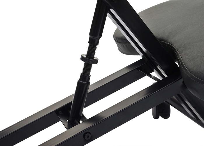 Actual product image Jamb Kneeling chair