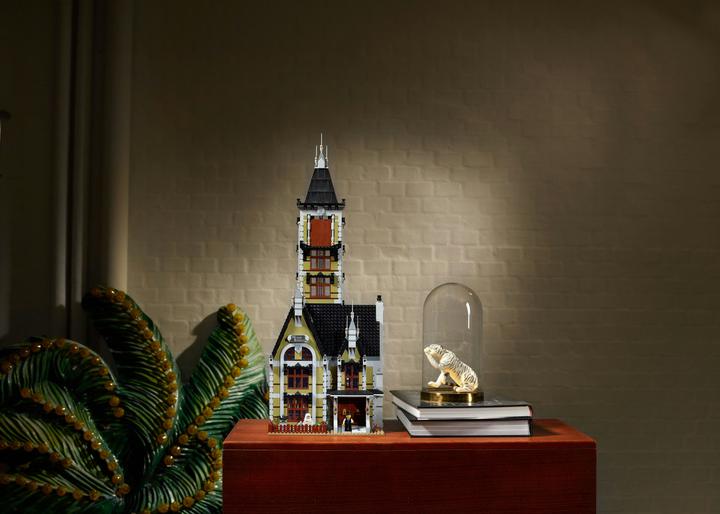 Image du produit LEGO maison hantée (10273, LEGO Creator Expert, LEGO difficiles à trouver)