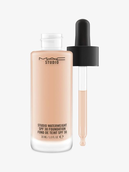 Actual product image MAC Cosmetics Studio Waterweight (No. NW20)