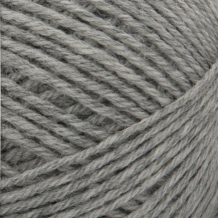 Actual product image Novita col. 43 Stone 112 m 50 g (112 m)