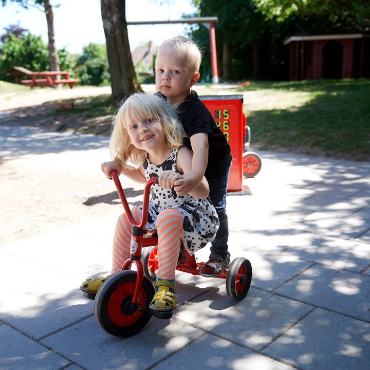 Produktbild Winther Mini Viking Krippendreirad mit Steg