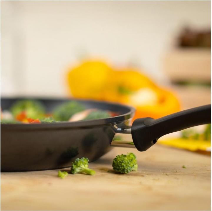 Actual product image Kuhn Rikon Easy (22 cm, Frying pan, Cast aluminium)