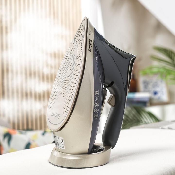 Actual product image Beldray BEL01982VDE Digital Steam Iron 3200W (3200 W)