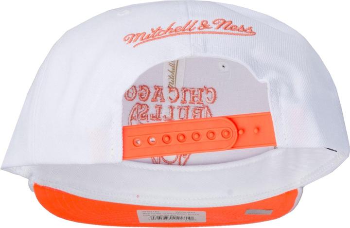 Actual product image Mitchell & Ness Snapback Cap - CORE VI Chicago Bulls blanc (One size)