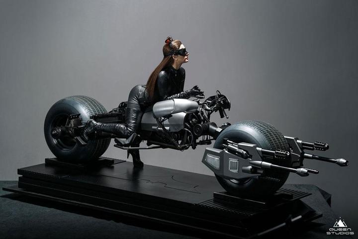 Produktbild Queen Studios The Dark Knight Rises statuette 1/3 Catwoman 108 cm