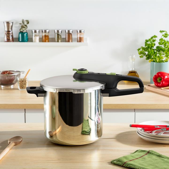 Actual product image Tefal Secure Trendy pressure cooker (22 cm, Steam cooker, Stainless steel)