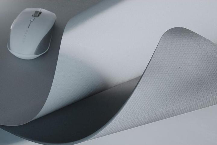 Actual product image Razer Pro Glide XXL (Wide)