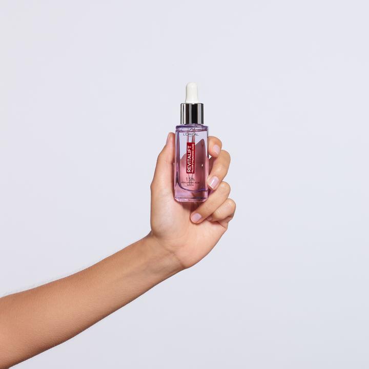 Actual product image L'Oréal Paris L'Oréal - Revitalift Filler Serum 1.5% HA (30 ml)