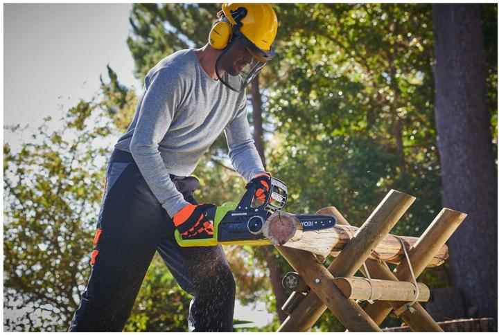 Actual product image Ryobi OCS1830 (Battery chain saw)