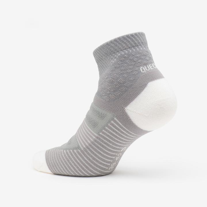 Actual product image Quechua Wandersocken halbhoch 2 Paar - Hike 900 grau (47, 50)