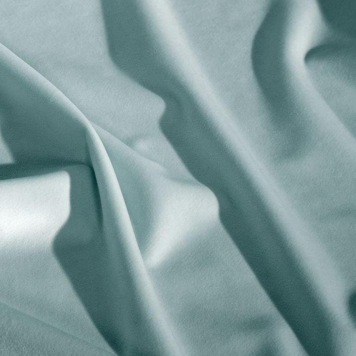 Actual product image Eurofirany Night curtain made of soft velvet DIVA LINE RIA 140X270 cm, strip / tunnel / hooks, 300 g (140 x 270 cm)