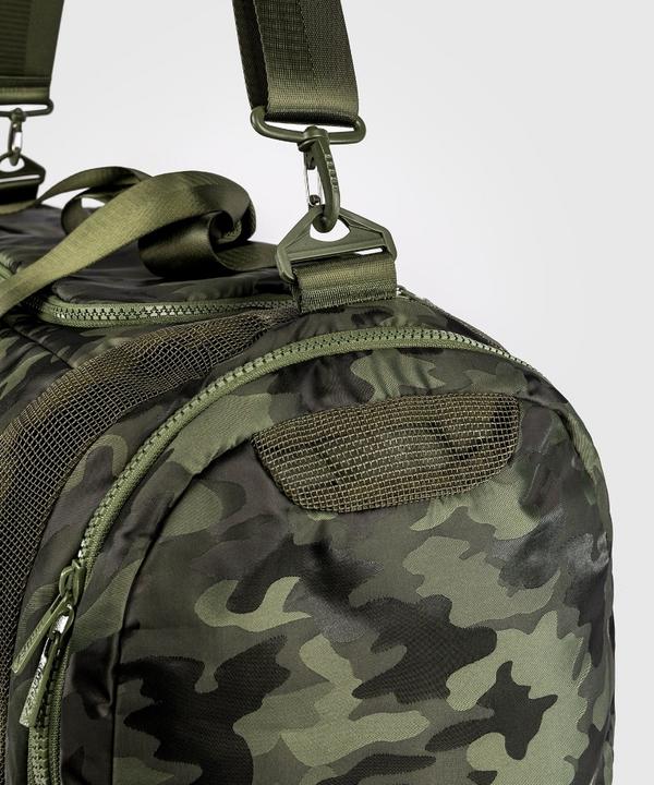 Immagine prodotto Venum Trainer Lite Sports Bag - Khaki/Camo (63 l)