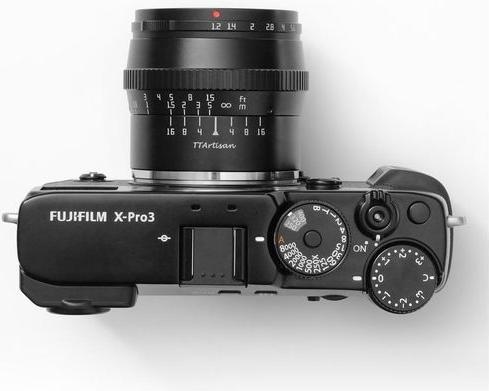Image du produit TTArtisan 50mm f1.2 pour monture Fuji FX (APS-C) (Fujifilm X, APS-C / DX)
