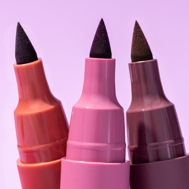 Produktbild essence line n' STAIN! TATTOO LIP LINER (02 Must Have Brown)