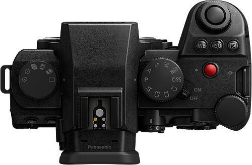 Image du produit Panasonic Lumix S5 Mark II X + S 20-60mm f3,5-5,6 + S 50mm f1,8 (20 - 60 mm, 24.20 Mpx, Plein format)