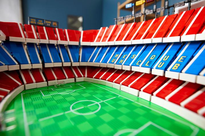 Image du produit LEGO Le Camp Nou - FC Barcelone (10284, LEGO Creator Expert, LEGO difficiles à trouver)