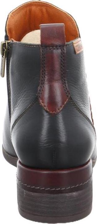 Actual product image Pikolinos Malaga (38)
