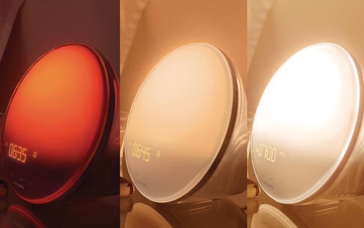 Produktbild Philips Wake-up Light HF3550 mit iPhone Docking Station