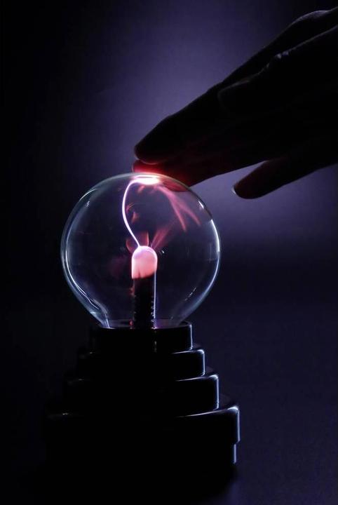 Produktbild Basetech Effektleuchte Mini Plasma-Ball (0.15 m)