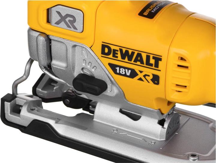 Actual product image DeWalt DCS334N-XJ