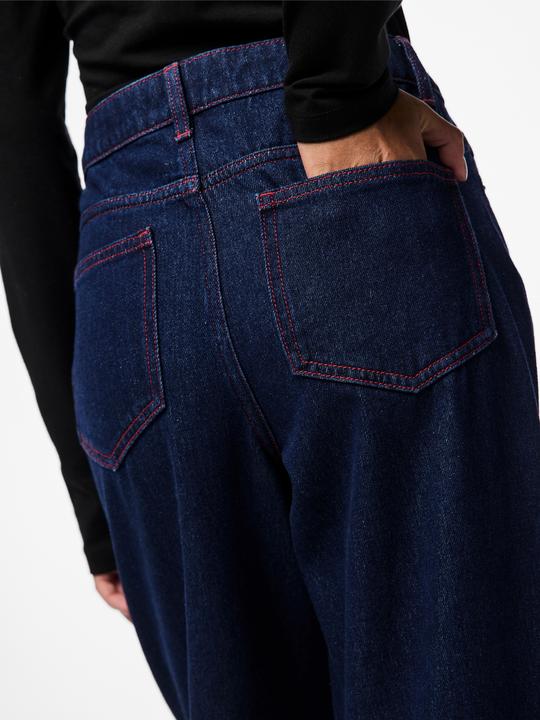 Actual product image Pieces PCDEMI Straight Fit Jeans (XS)